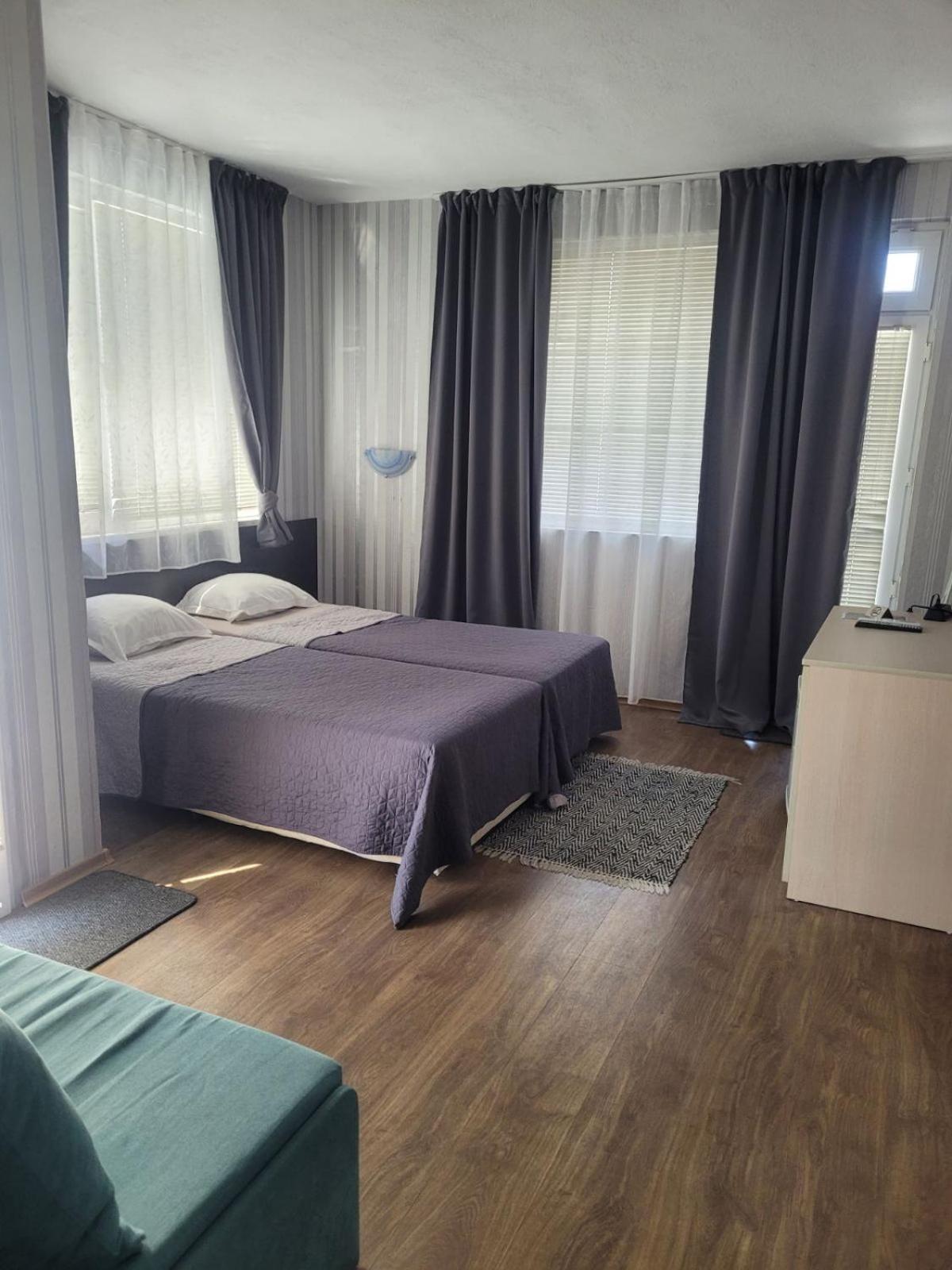 פומורי Guest House Taligarov מראה חיצוני תמונה